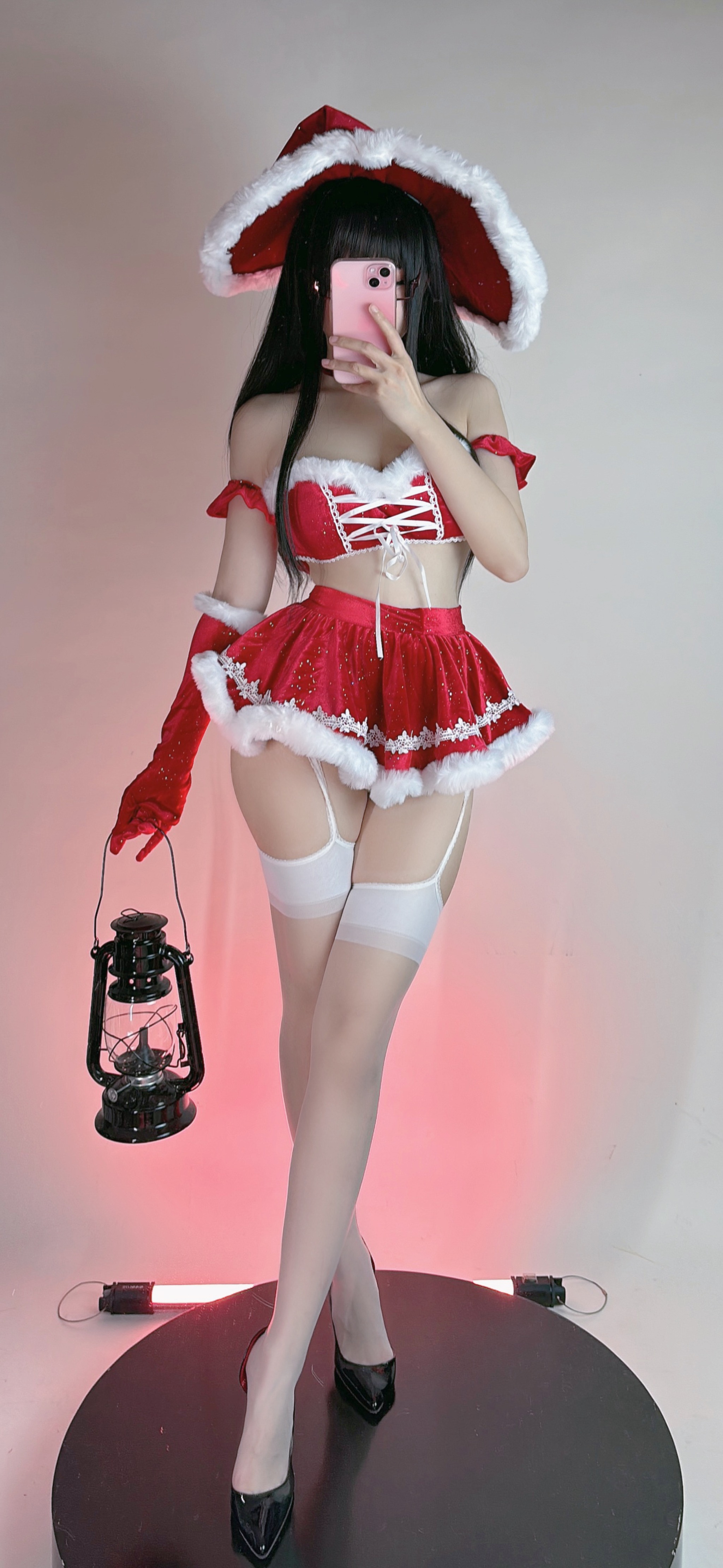 miko酱ww - NO.030  圣诞魔女[45P]-XikXak